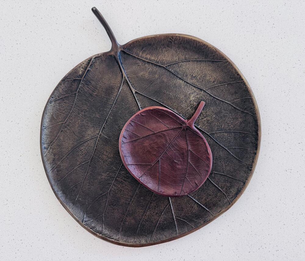 Metal Botanical Leaf Trivets